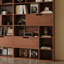 Bibliothèque de rangement classique rétro-449734320