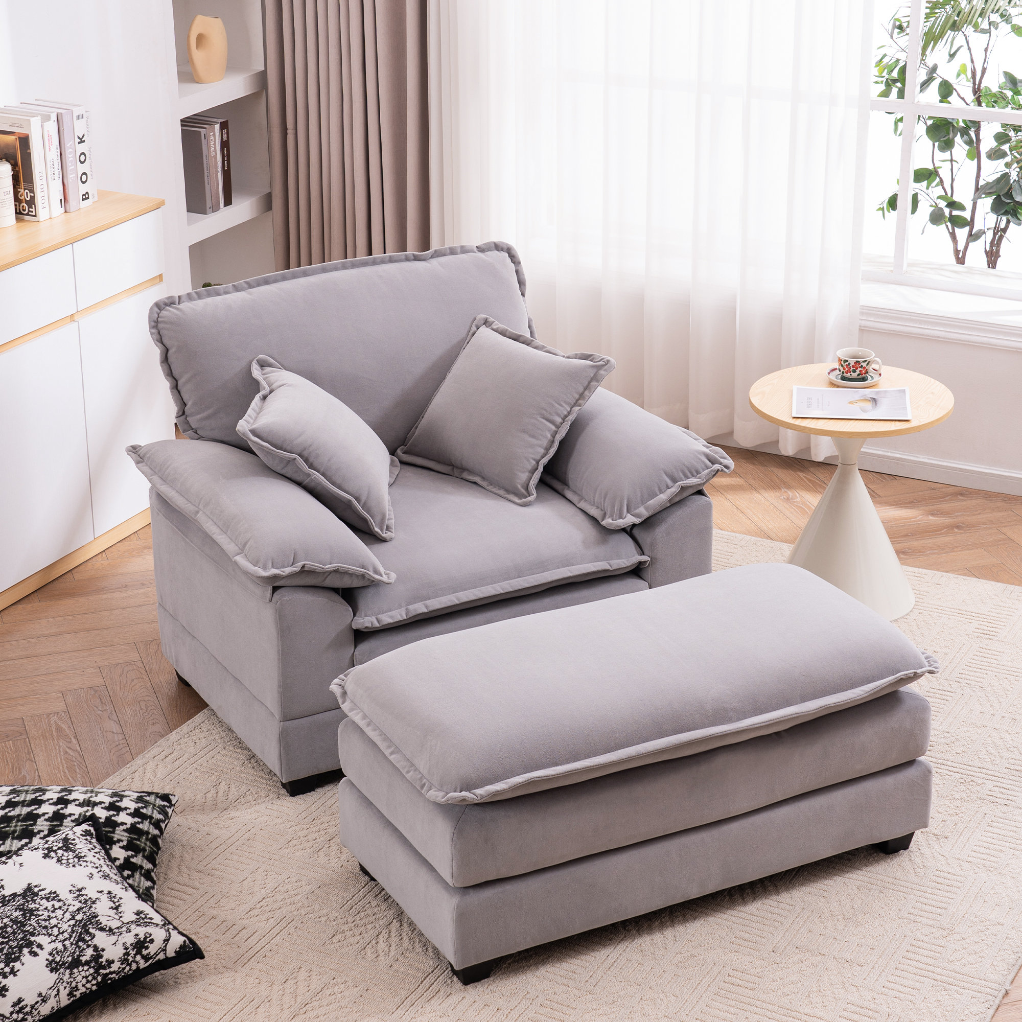 Latitude Run® Danicah Wide Single Sofa, Comfort