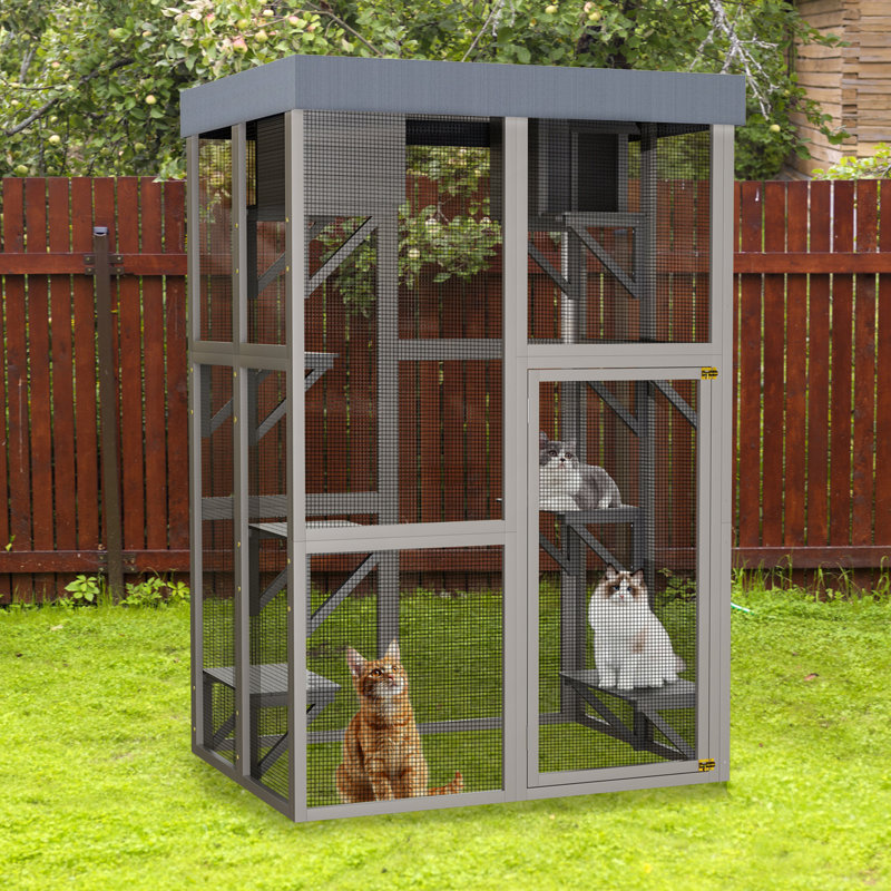 Enceinte d'extérieur en bois de 70,5 pouces de hauteur Catio, maison de chat grise avec 6 plateformes et 2 maisons pour faire la sieste, housse de bâche mobile