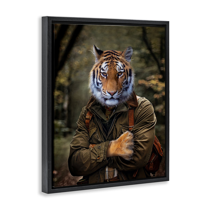 Tigre en randonnée, art mural encadré noir par Karen Burke, Cadre flottant noir de jais, H 21 po x l 17 po