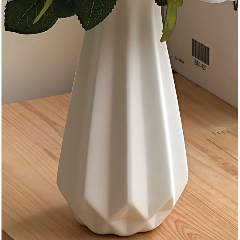 Bouquet de fleurs roses dans un vase, Rouge