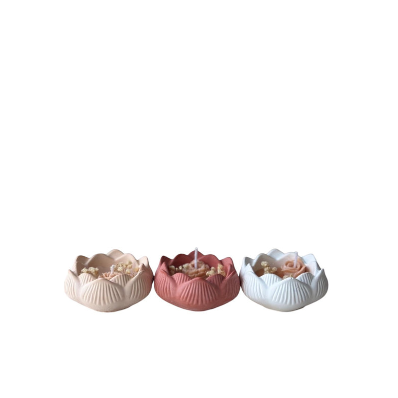 Ensemble de bougies élégantes (3 pièces), rouge, beige et blanc, 3,1 x 2,0 x 3,1 pouces | Supports 100% béton avec bougies en cire de soja | Parfait pour la décoration intérieure, la détente et les cadeaux, design moderne pour tout espace