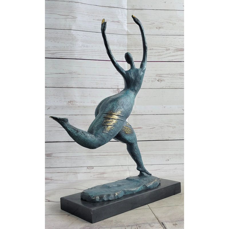 Sculpture coureuse qui court