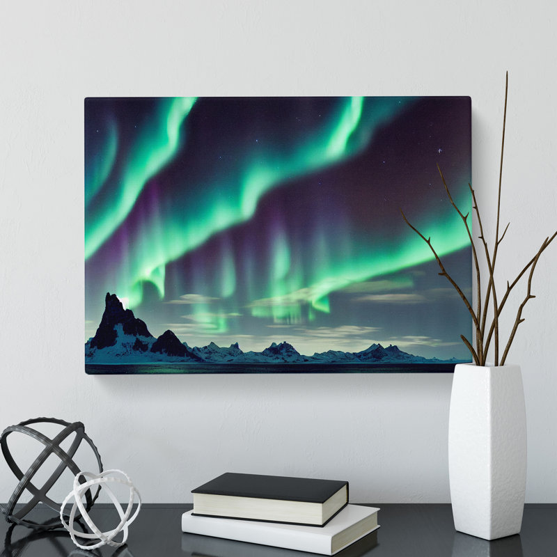 Wondrous Northern Lights - Wrapped Canvas, 40cm H x 60cm W