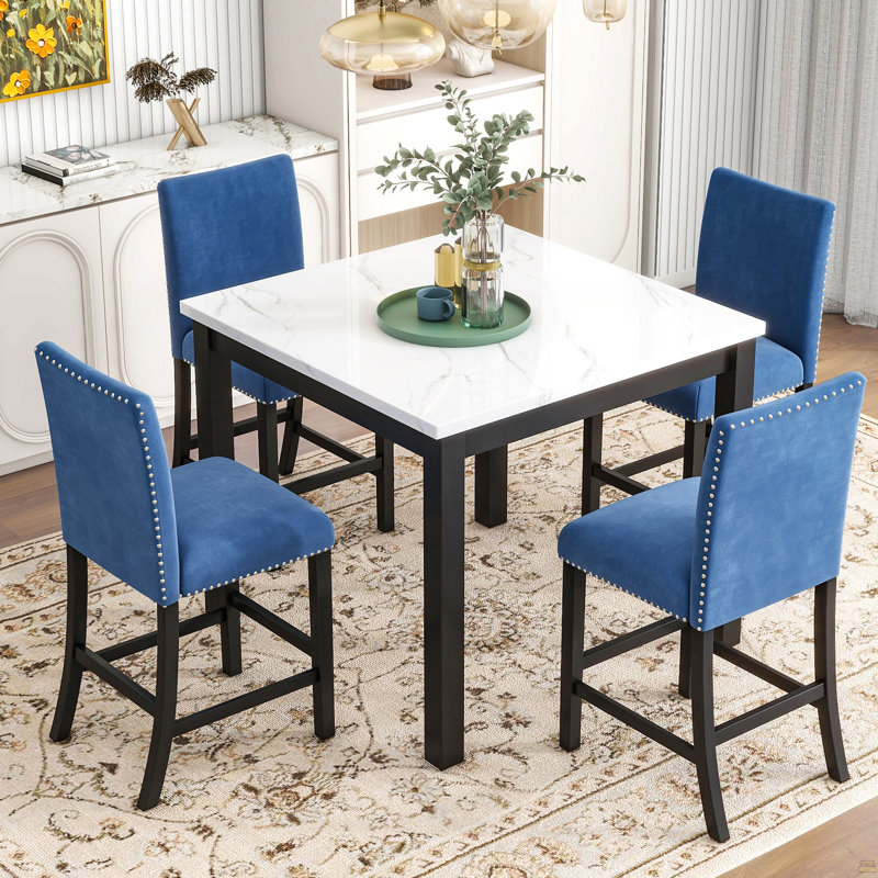 Ensemble de tables de salle à manger 5 pièces Modern Blue Modern avec chaises en faux marbre et velours