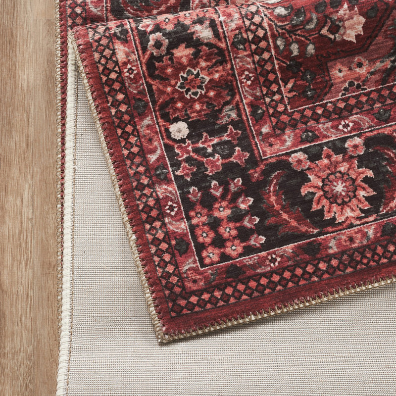Tapis rouge 2 pi 7 po x 9 pi 10 po Rouge, 2 pi 7 po x 9 pi 10 po