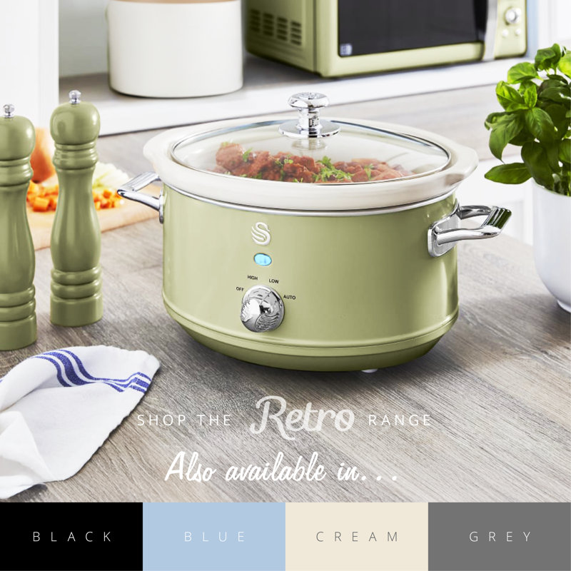 Swan Retro Slow Cooker with 3 Temperature Settings, Keep Warm Function, 3.5L, 200W, Green