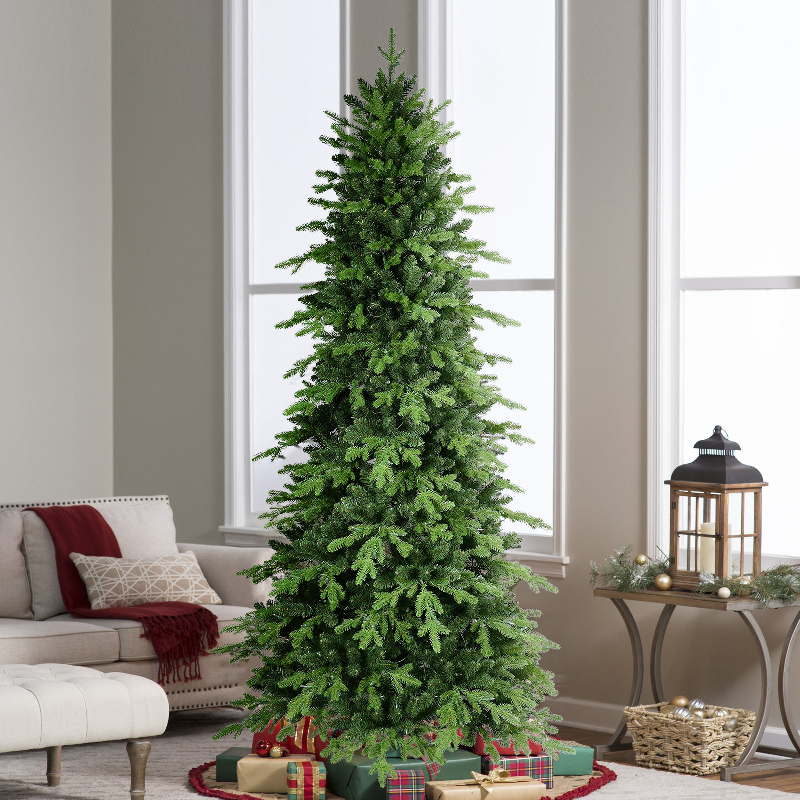 7.5' Spruce Christmas Tree, 7.5'