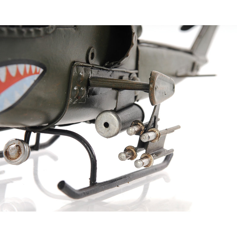 Sculpture Ah-1G Cobra