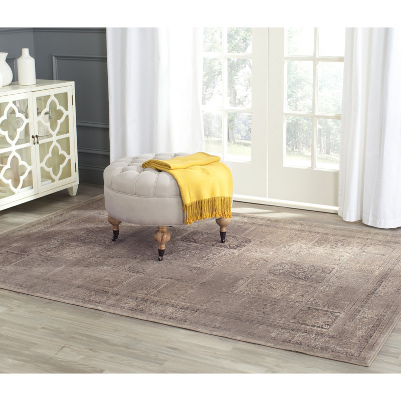 Vishnu Vintage Performance Oriental Rug, Rectangle 4' x 5'7"