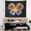 Corwin - papillon abstrait fractal jaune et bleu avec tapisserie foncée-28503103