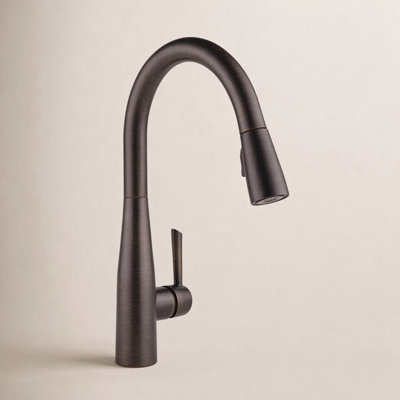 Essa Pull Down Single Handle Kitchen Faucet with MagnaTite® and Diamond Seal Technology