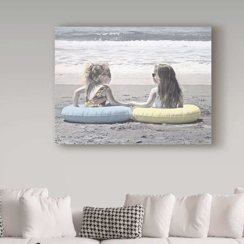 Ali «Two Beach Buddies», reproduction de photo sur toile tendue, H 24 po x l 32 po x P 2 po