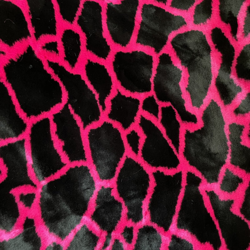 Couverture en fausse fourrure Plutus, Rose, L 48 po x L 60 po