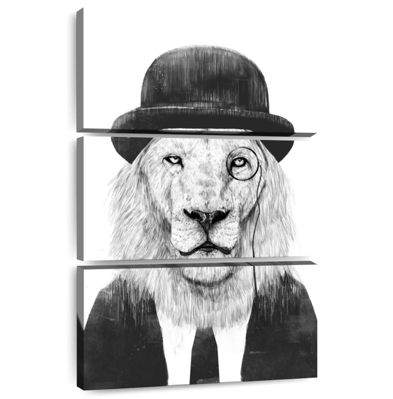 Sir Lion, H 45 po x l 28 po