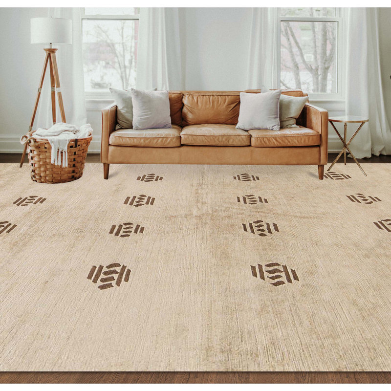 Hand-Knotted High-Quality Beige Area Rug