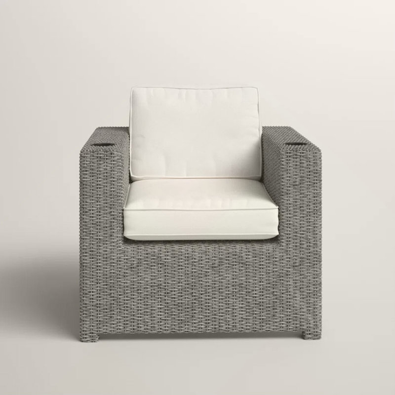 Chaise de patio entièrement assemblée avec coussins