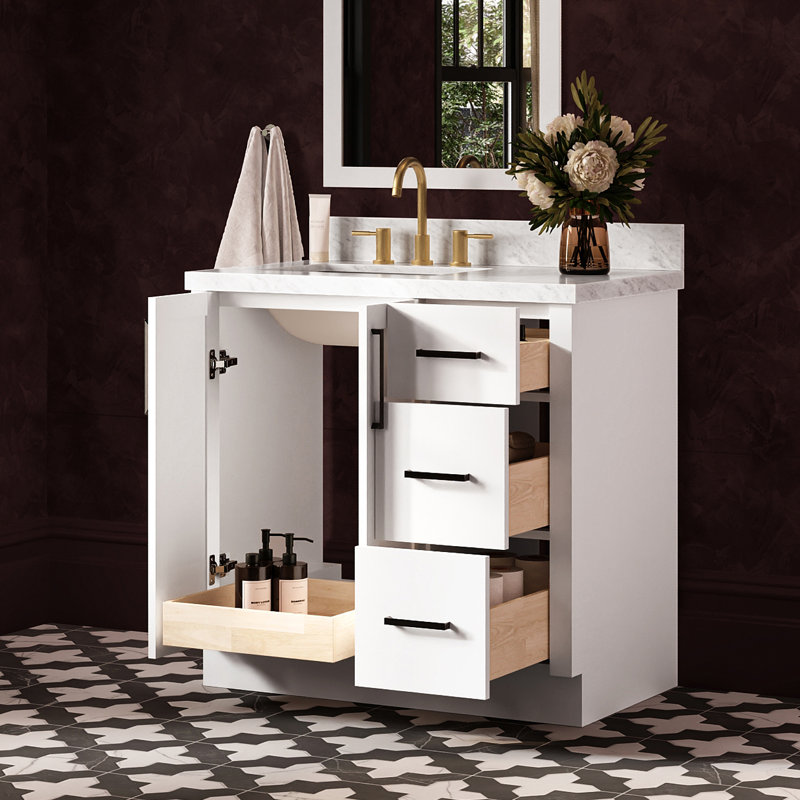Meuble-lavabo rectangulaire simple de 94 cm (37 pouces) décalé vers la gauche, avec comptoir en marbre blanc de Carrare de 3,8 cm (1,5 pouce) d'épaisseur.