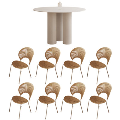 Petite table et chaises de style crème