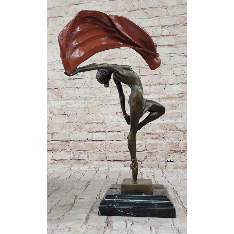 Figurines et sculptures