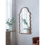 Miroir arqué en bois avec cadre unique