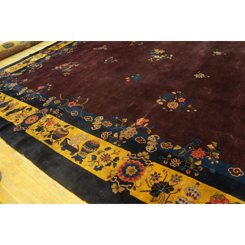Hand Knotted Wool Area Rug in Purple