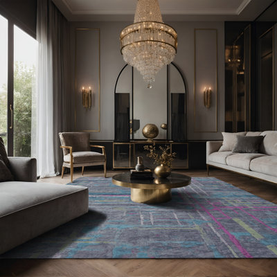 Tapis gris soyeux et moelleux