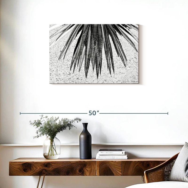 Harnek Black Arizona - Aloe Vera, 20" H x 30" W