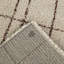 Tapis crème à motif abstrait moderne Emrys-473408974