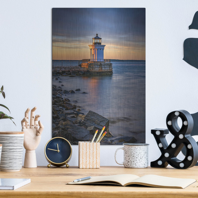 Mur en métal Breakwater Bay «Days End At Portland Breakwater Light» par Rick Berk, H 16 po x l 12 po