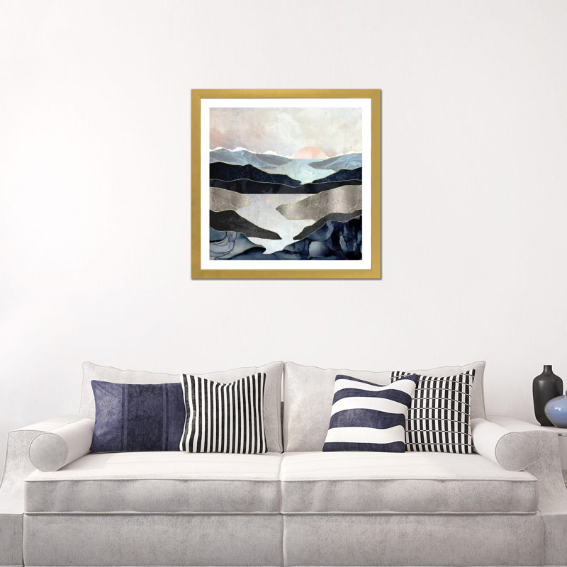 Blue Mountain Lake - impression d'art graphique, Blanc, H 24 po x l 24 po x p 1 po, Papier encadré doré