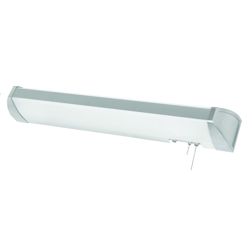 Applique murale 3 lumières Esker, Nickel brossé, 5,38" H x 39,94" L x 6,25" D