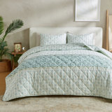 Boho Floral Inspired Reversible Quilt Set with Shams