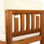2 chaises de patio 2 pièces - L'artisanat du bois, coussin beige, crée un environnement accueillant et confortable de 2 pièces en bois, de couleur élégante