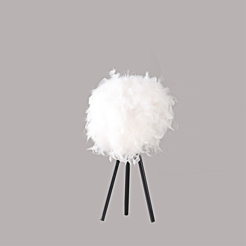 Lampe de table moderne en métal avec abat-jour blanc doux