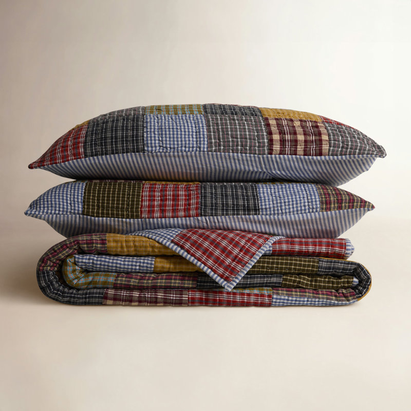 Carlton Quilt, Queen Quilt + 2 Shams