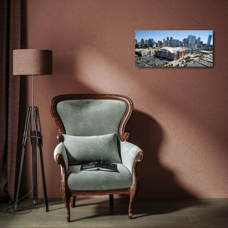 American Airlines Center, 8" H x 18" W