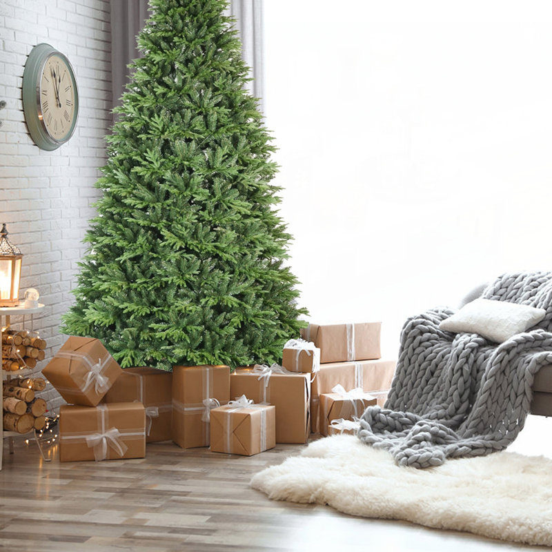 Arbre de Noël artificiel de 6,5 pi avec 2225 pointes, aiguilles en polyuréthane réaliste, bourre facile et support en métal robuste pour la décoration intérieure et extérieure