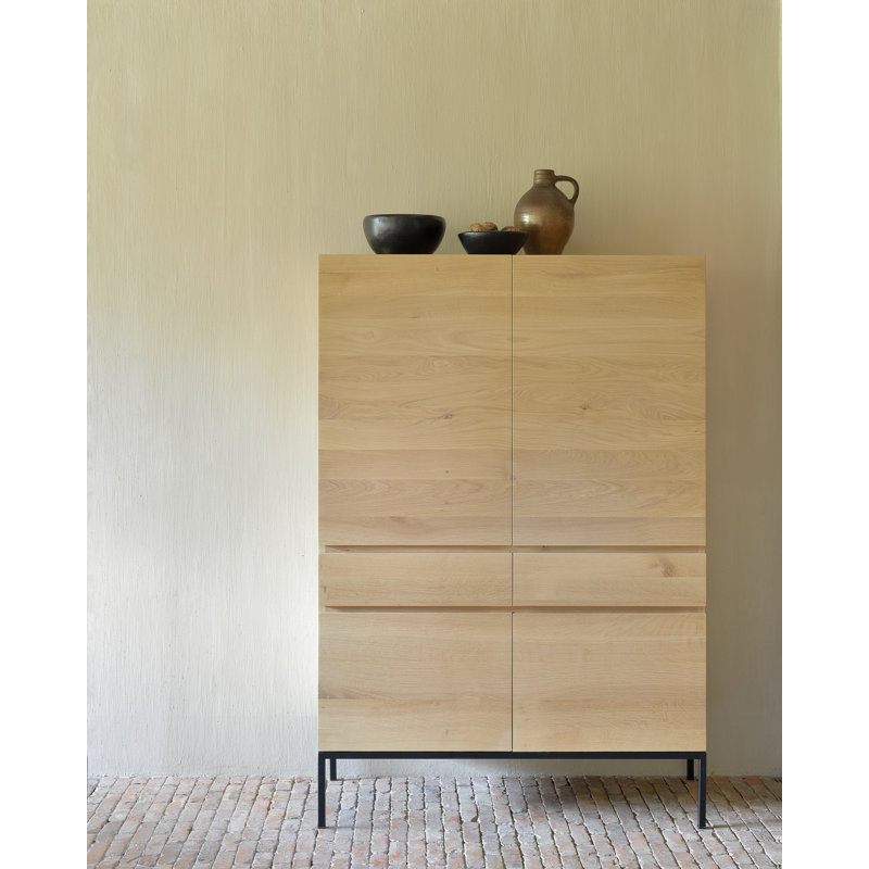 Ligna China Cabinet