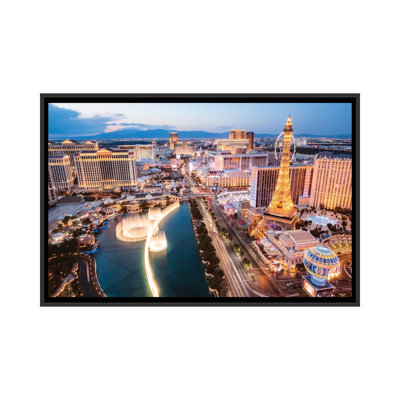 «The Fountains Of Bellagio And The Strip, Las Vegas, Nevada, USA» par Matteo Colombo - Estampe numérique sur toile tendue avec châssis