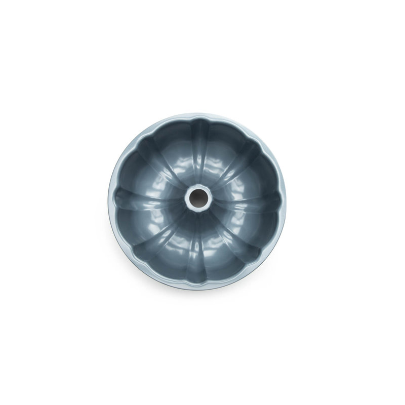 Gray Non-Stick Carbon Steel Fluted Bundt Pan