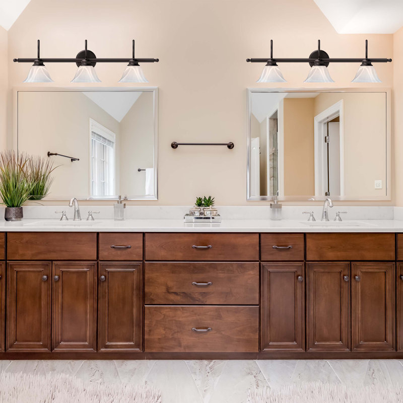 Support pour salle de bain ou meuble-lavabo mural 3 lumières en bronze antique avec abat-jour en verre albâtre Sawyer