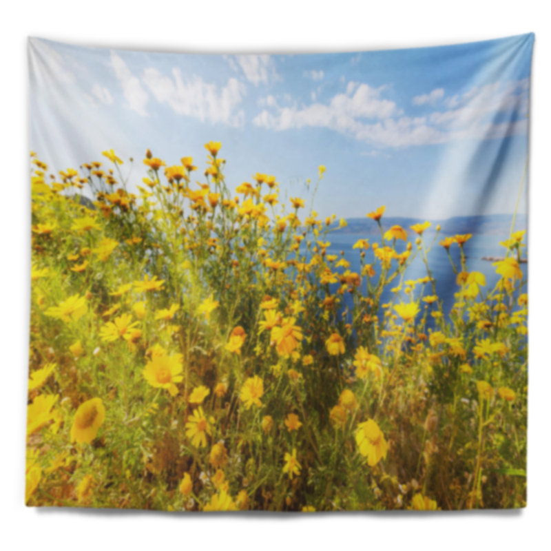 Tapisserie de petites fleurs jaunes sur le rivage, H 50 po x l 60 po