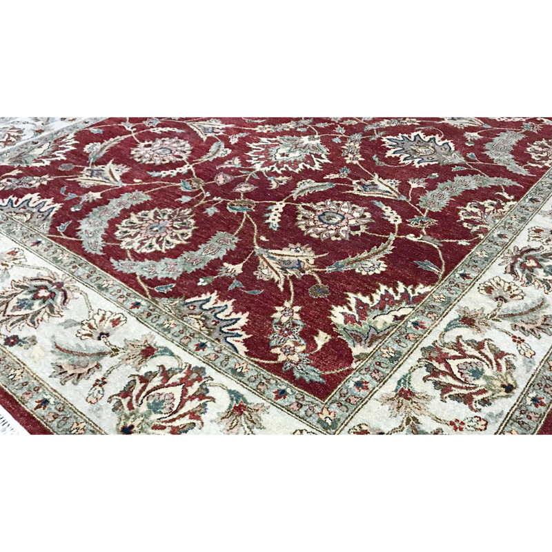 Tapis rouge et ivoire noué à la main de haute qualité
