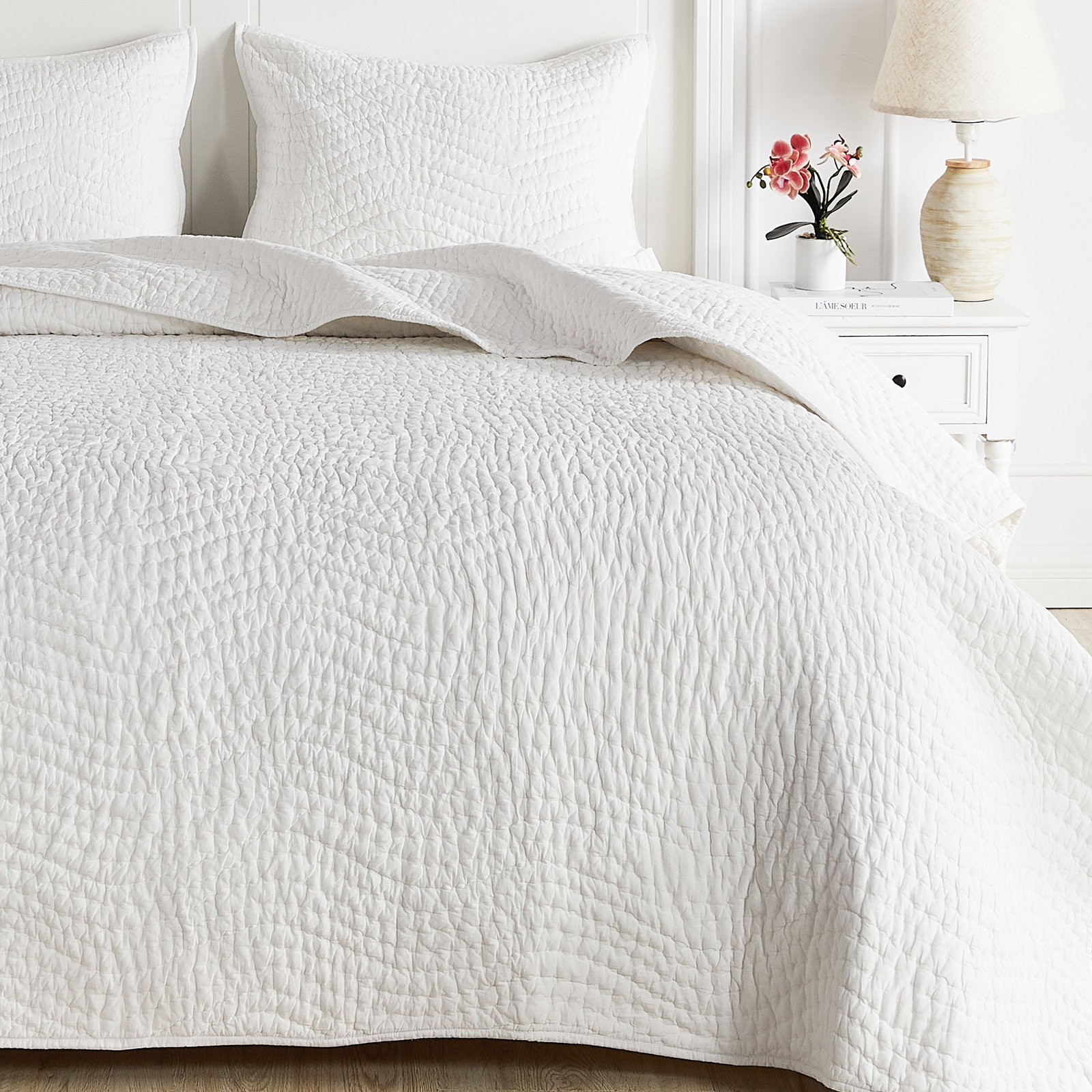 Cotton Wave Hand Stitch Voile Quilt Set, Twin Quilt + 1 Standard Sham, White