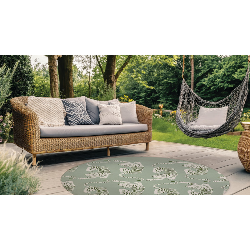 Hey Tiger Outdoor Rug, Round 5'