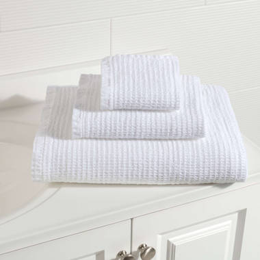 https://assets.wfcdn.com/im/71269963/resize-h380-w380%5Ecompr-r70/2033/203300381/100%25+Cotton+Bath+Towel.jpg