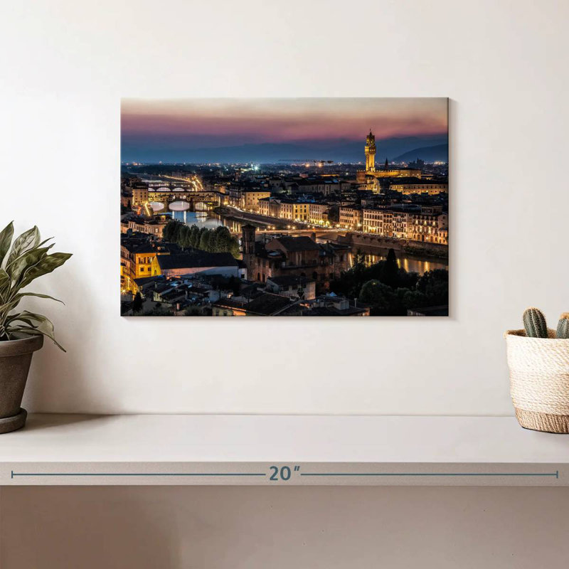 Nicci Piazza De Michaelangelo Florence Italy