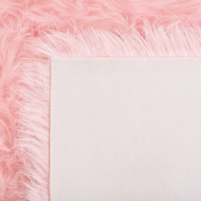 Faux Sheepskin Indoor Rug, Rectangle 5' x 6'5"