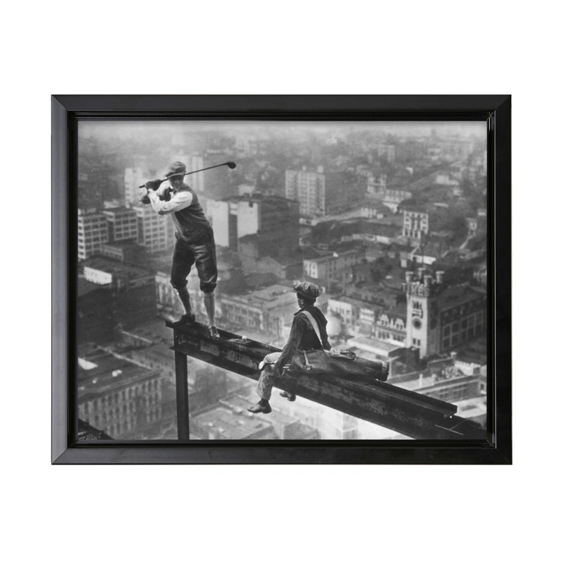Golf sur un gratte-ciel, Cadre noir, Canevas, H 18 po x l 24 po